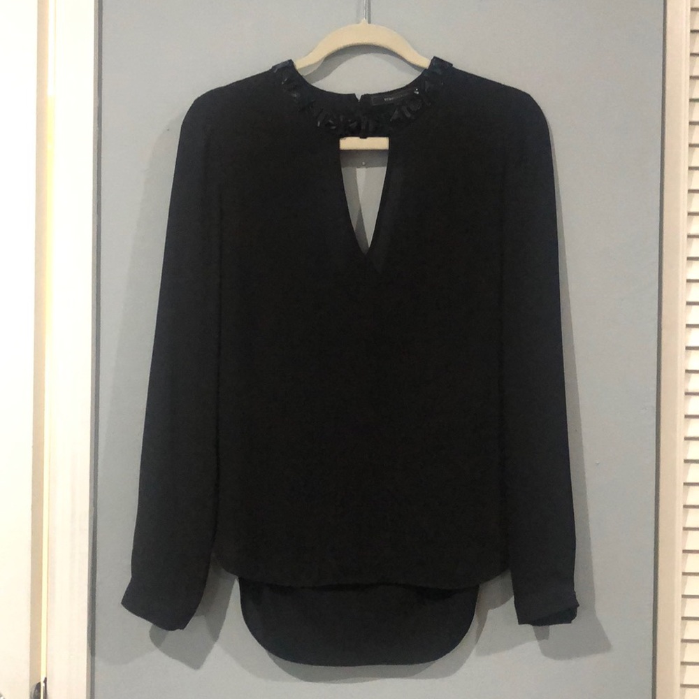 BCBG MAXAZRIA long sleeve blouse